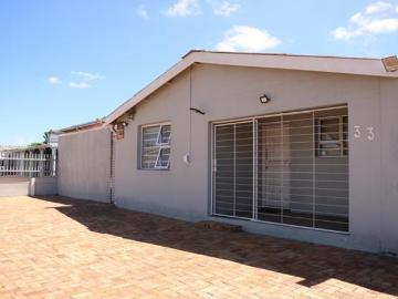 3 Bedroom House in Mountview