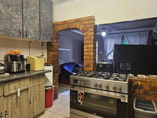 3 Bedroom House in Mount View