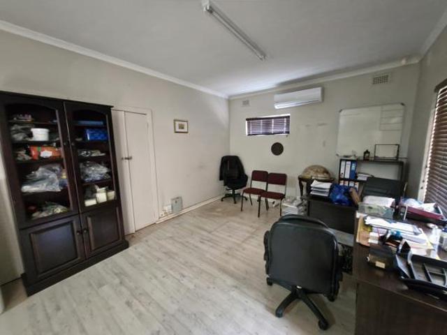3 Bedroom House in Montclair