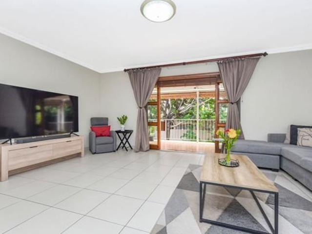 3 Bedroom House in Maroeladal