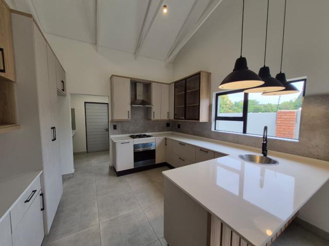 3 Bedroom House in Melodie