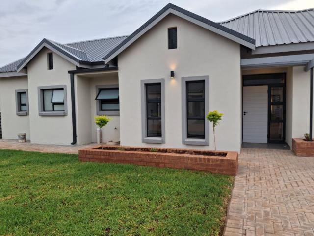 3 Bedroom House in Melodie