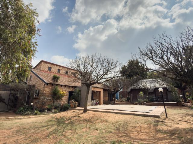 3 Bedroom House in Noordheuwel