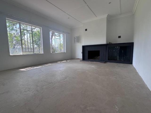 3 Bedroom House in Noordhoek