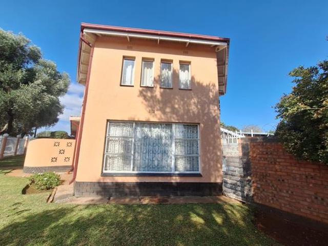 3 Bedroom House in NorthView