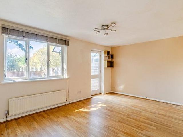 3 bedroom house in New Malden