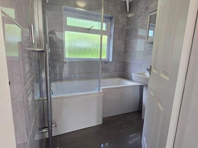 3 bedroom house in Solihull