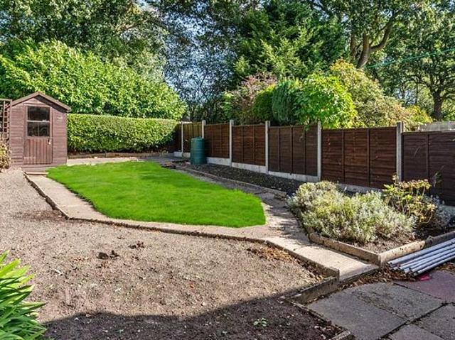 3 bedroom house in Solihull