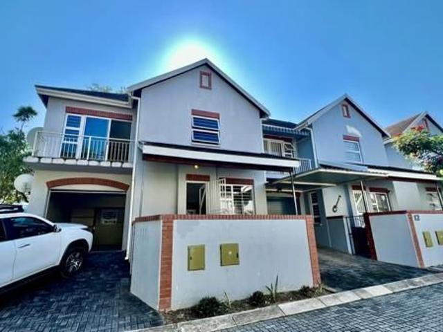 3 Bedroom House in Sonheuwel