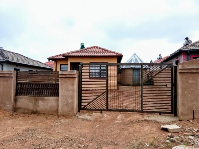 3 Bedroom House in Soshanguve