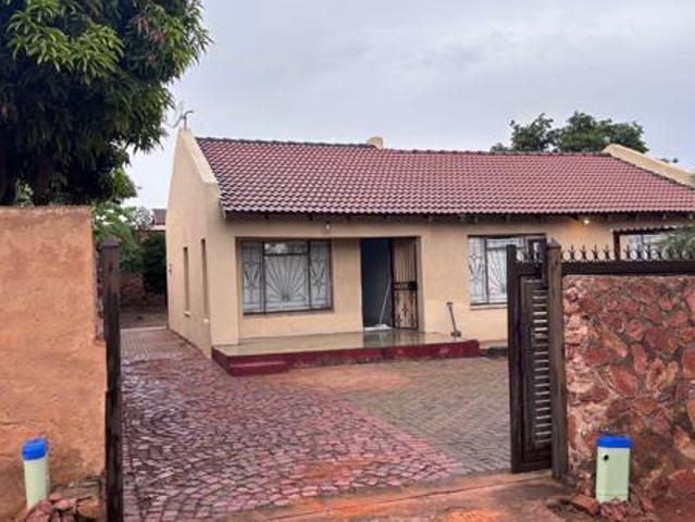3 Bedroom House in Soshanguve