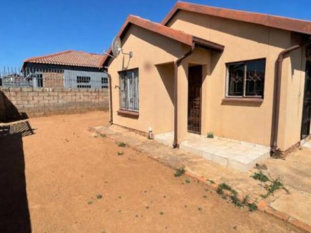 3 Bedroom House in Soshanguve Vv