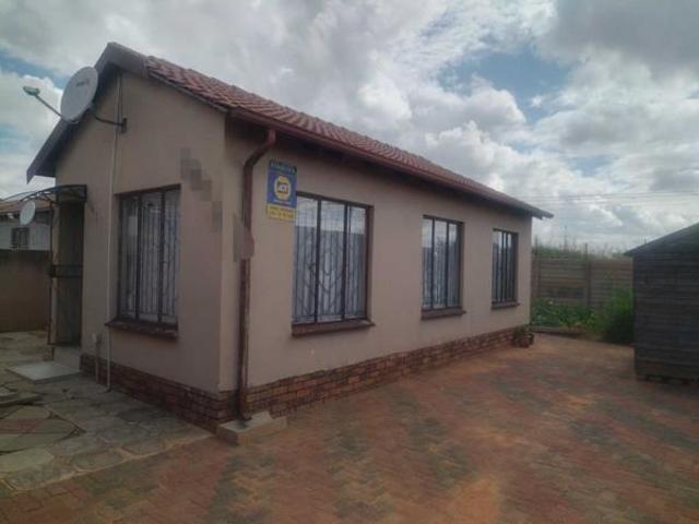 3 Bedroom House in Soshanguve Vv