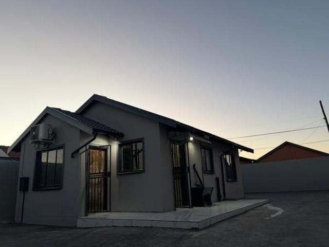 3 Bedroom House in Soshanguve Xx
