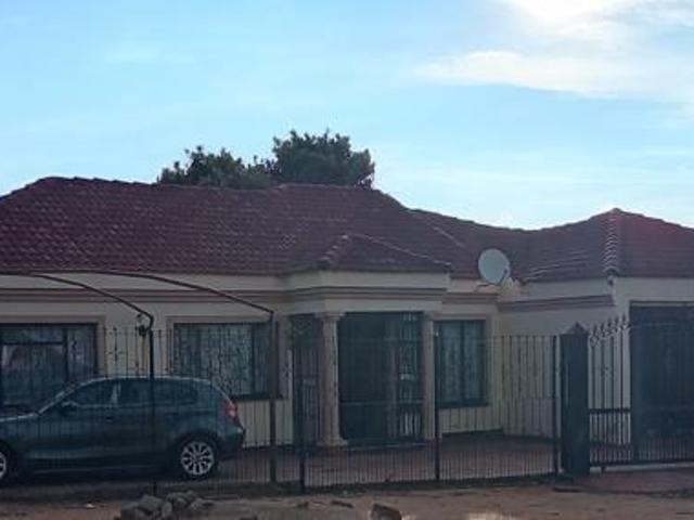 3 Bedroom House in Soshanguve Ia