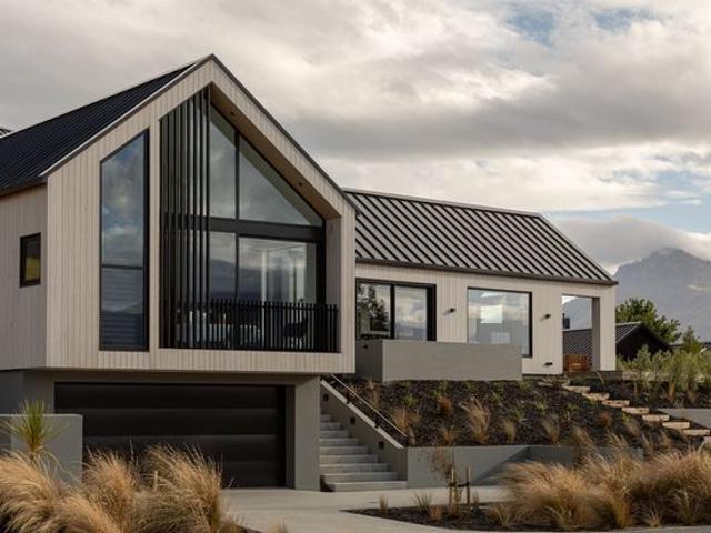3 Bedroom House in Seemeeu Park