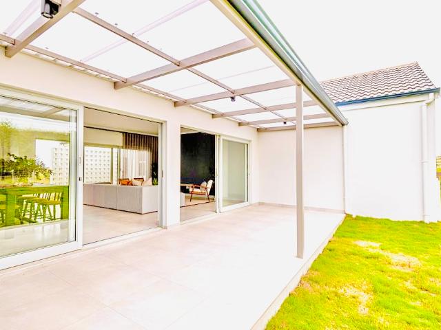 3 Bedroom House in Sheffield Beach