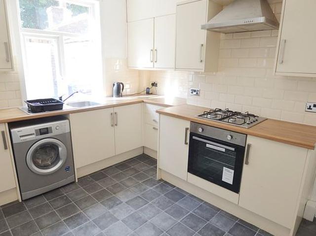 3 bedroom house in Sheffield