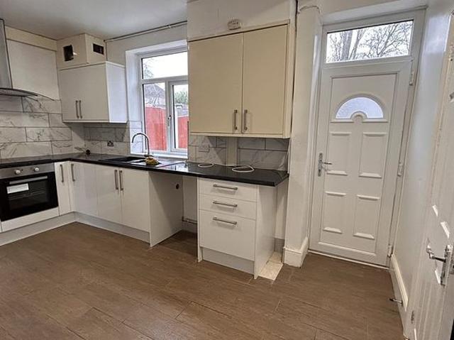 3 bedroom house in Sheffield