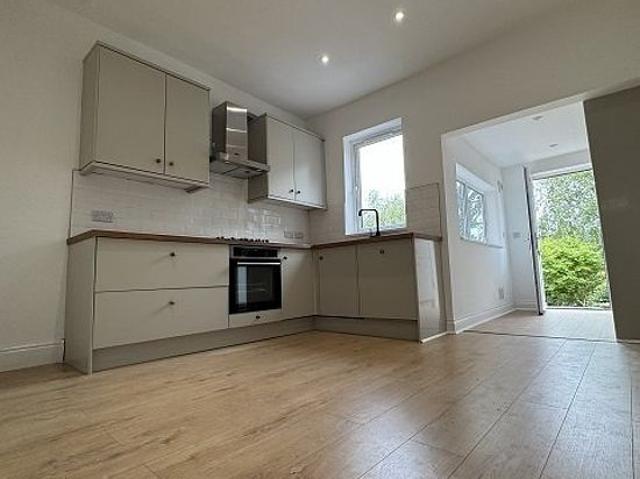 3 bedroom house in Sheffield