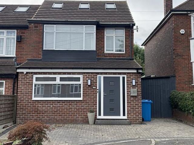 3 bedroom house in Sheffield