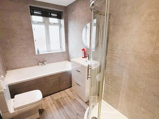 3 bedroom house in Sheffield