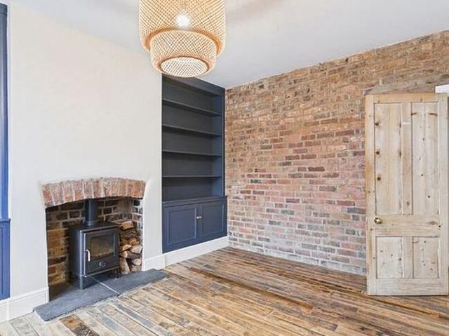 3 bedroom house in Sheffield