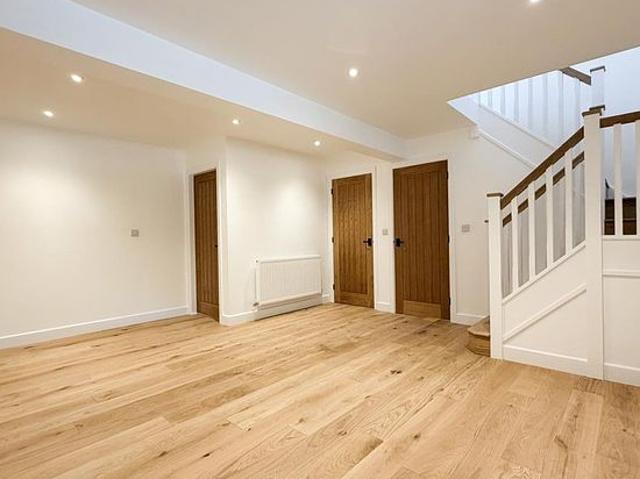 3 bedroom house in Sheffield
