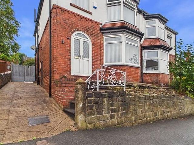 3 bedroom house in Sheffield