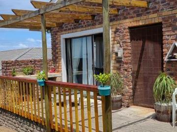 3 Bedroom House in Sunrise on Sea