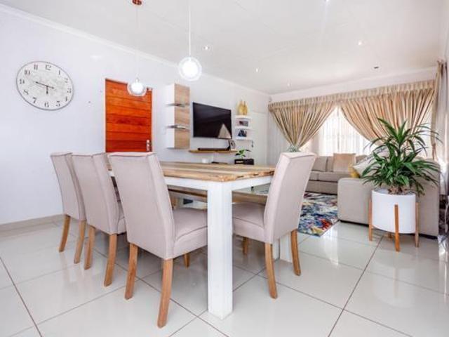 3 Bedroom House in Pomona