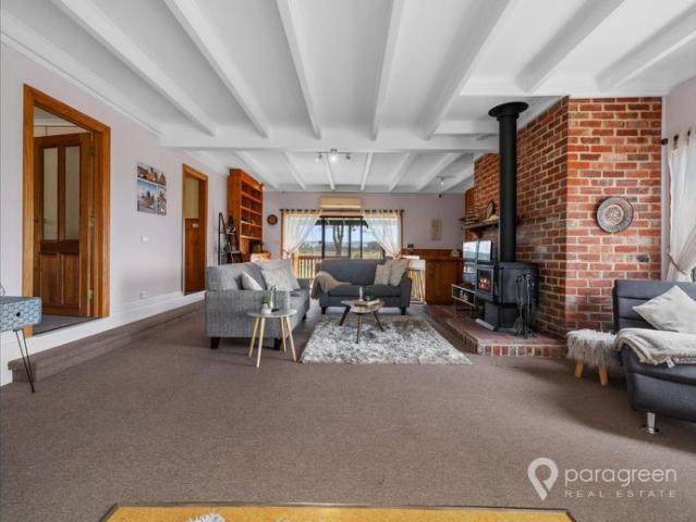 3 BEDROOM HOUSE IN PORT WELSHPOOL