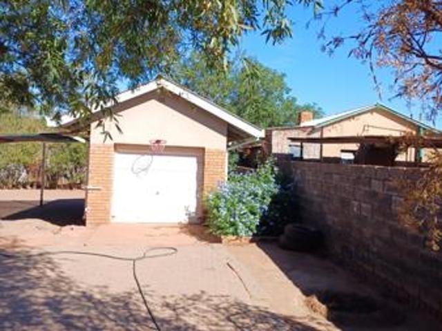 3 Bedroom House in Postmasburg