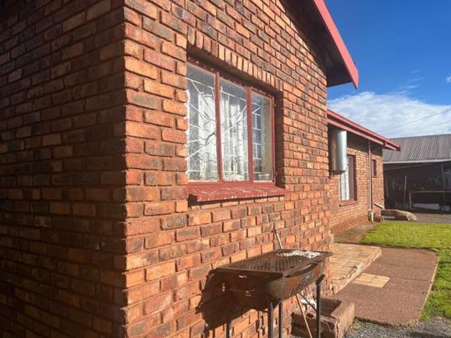 3 Bedroom House in Postmasburg