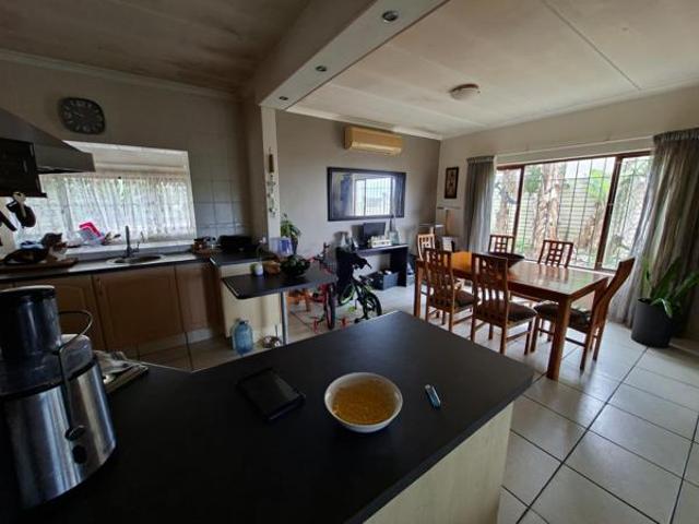 3 Bedroom House in Palm Beach