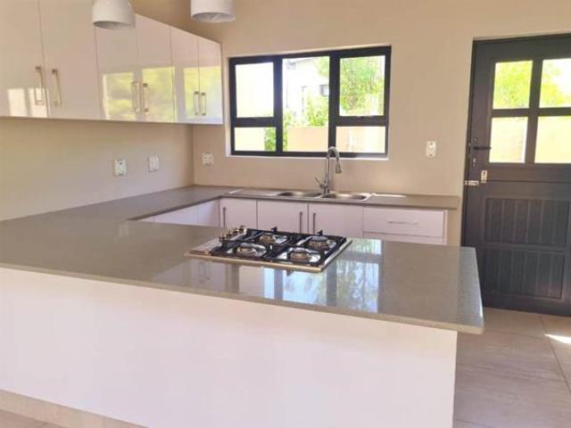 3 Bedroom House in Palm Lakes Estate