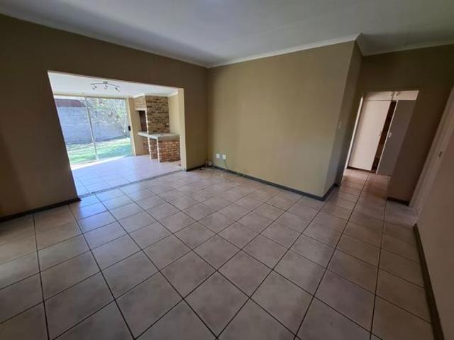 3 Bedroom House in Panorama