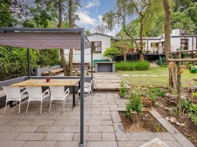 3 Bedroom House in Parkhurst