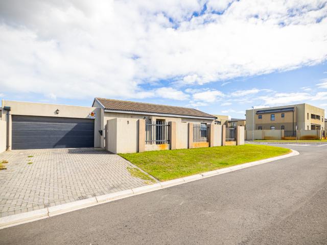 3 Bedroom House in Parklands