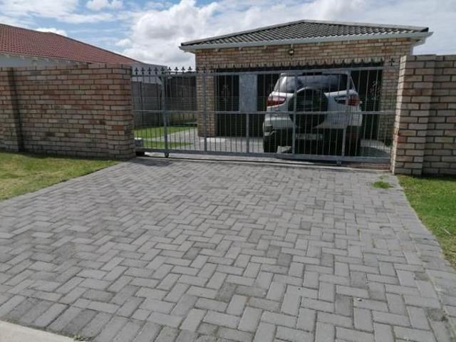 3 Bedroom House in Parsons Ridge