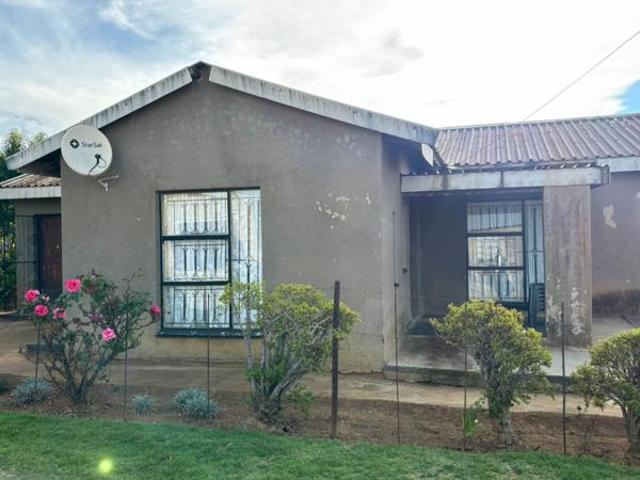 3 Bedroom House in Phuthaditjhaba Outlying