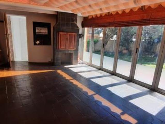 3 Bedroom House in Pierre van Ryneveld