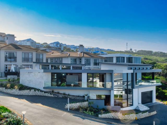 3 Bedroom House in Pinnacle Point