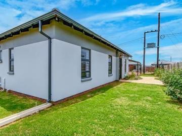 3 Bedroom House in Protea North