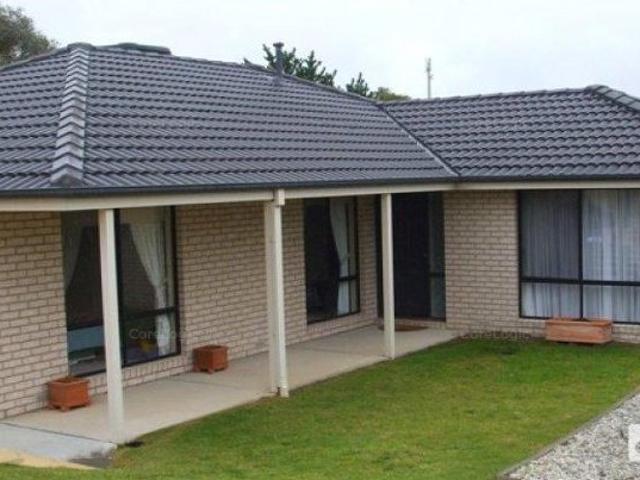 3 Bedroom House in Quiet Court