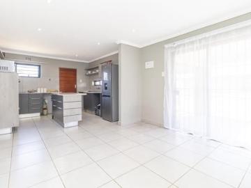 3 Bedroom House in Roodepoort Central