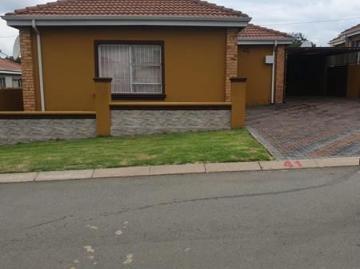 3 Bedroom House in Roseacre