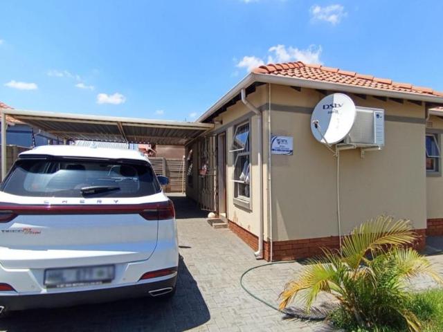 3 Bedroom House in Rosslyn