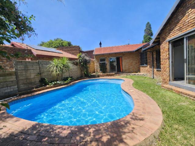 3 Bedroom House in Radiokop