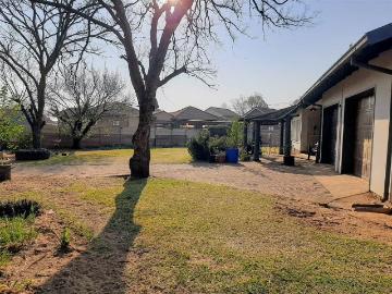 3 Bedroom House in Riamar Park